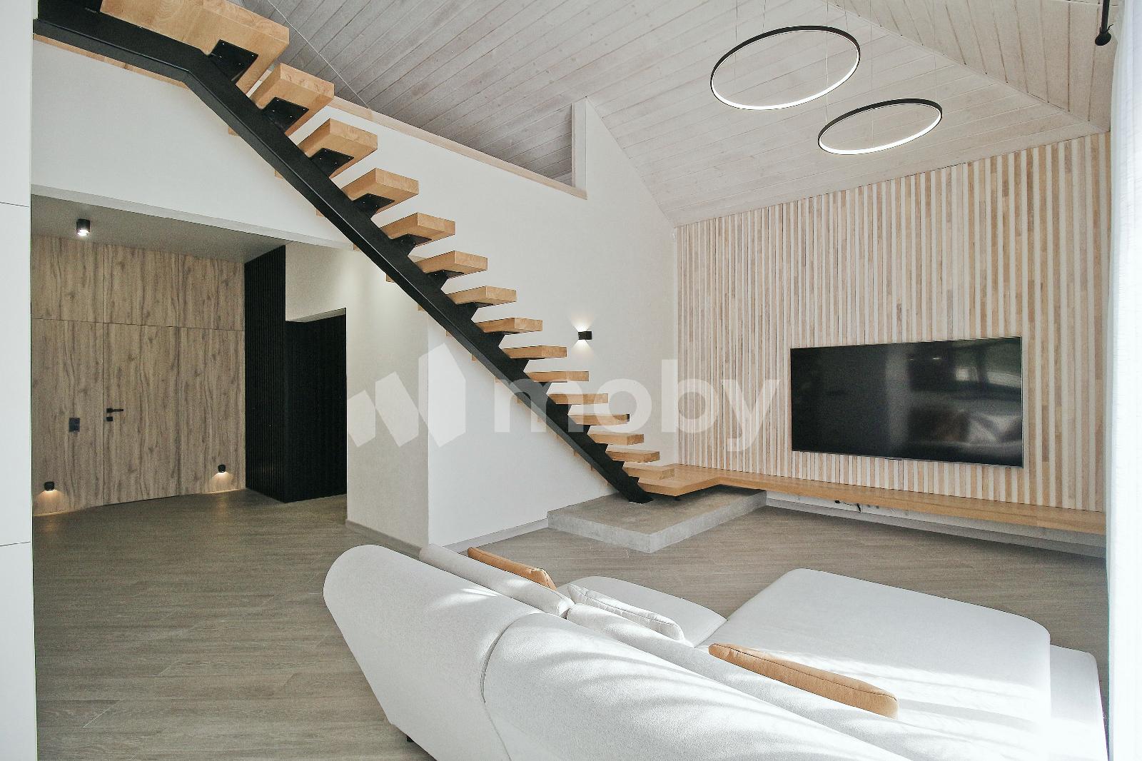 Фото: 1a1b81c3-6e5c-44d8-8e2f-11c490db406a.JPG