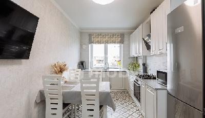 Калининград, ул Маршала Жукова 13, 3f0db9e3-2bf5-484e-9dda-000200aa0dc3.jpg