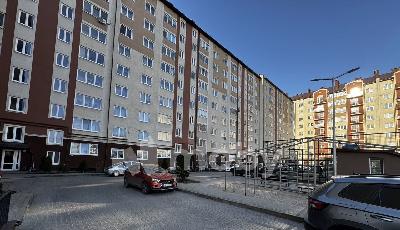 YM89827