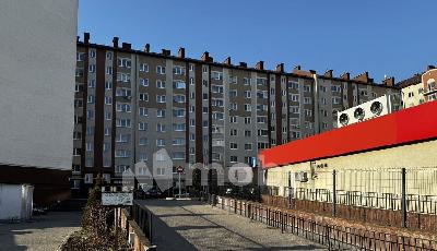 YM89827