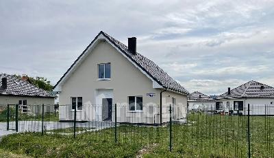 поселок Луговое, ул Студенческая 14, b350c454-2a74-4c7f-8732-02ee9abc32c0.JPG